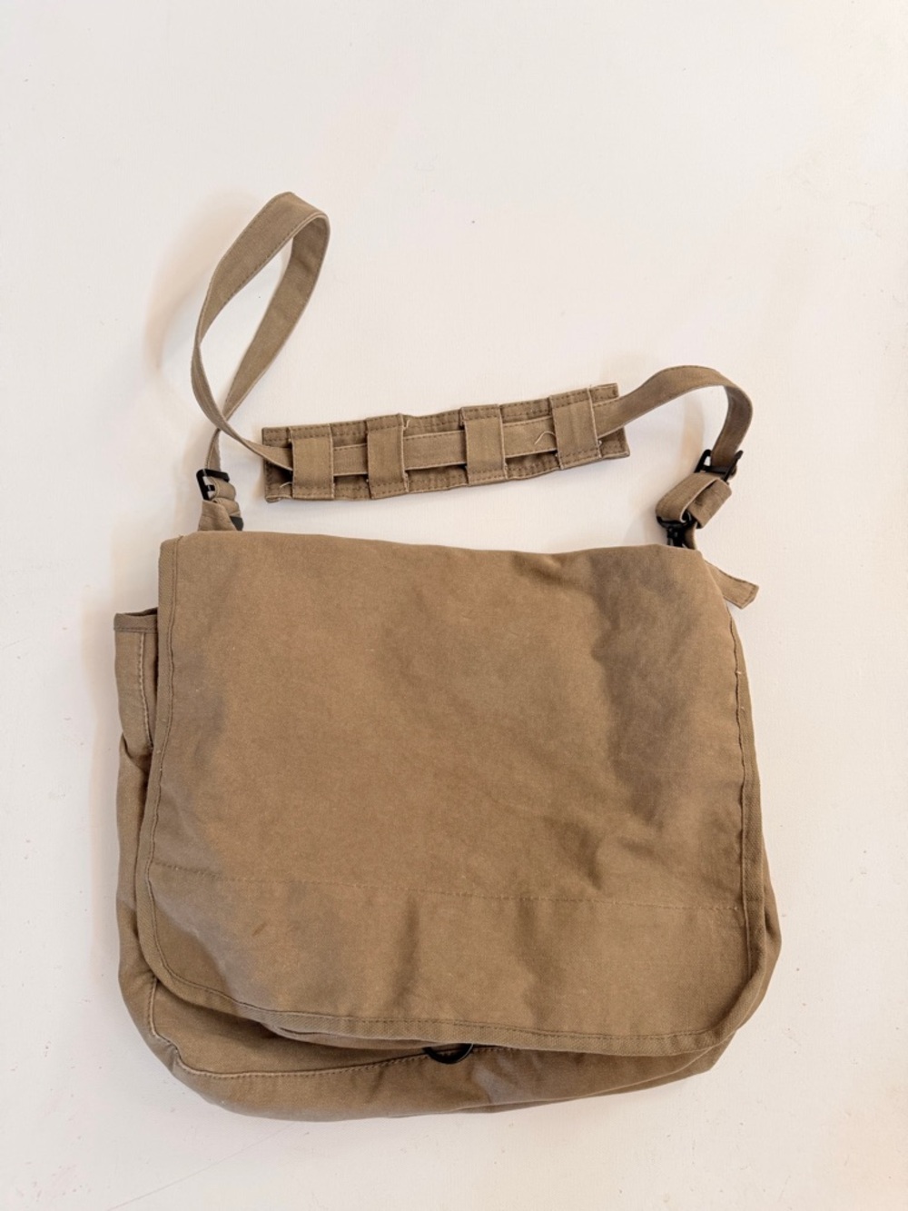 Tan khaki messenger bag